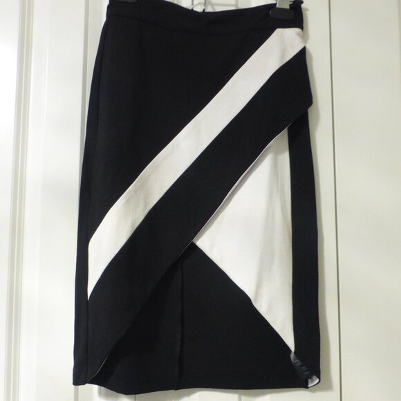 BEBE black and white colorblock pencil skirt - Picture 1 of 11